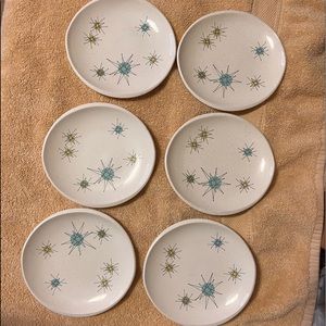 Set of 6 Franciscan Starburst Pattern plates. 6 1/2 inches